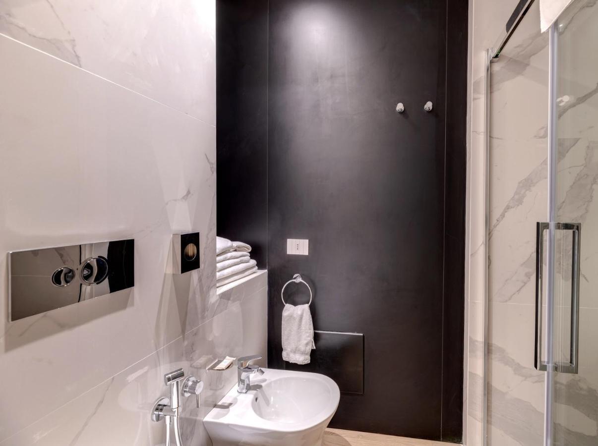 Arveskida Suite Apartment Cagliari Extérieur photo